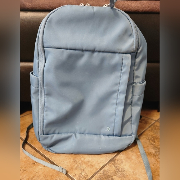 All in Motion 17" Satiny Backpack - Picture 4 of 11